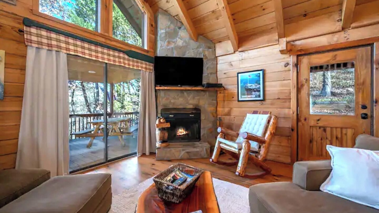 Photo of Livingroom in Lake Lure