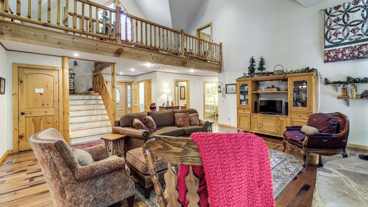 Photo of Livingroom in Bakersville