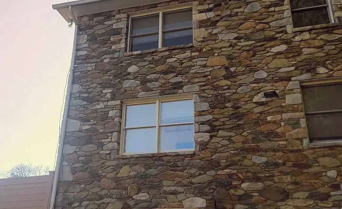 Photo of Outdoor in Round Hill