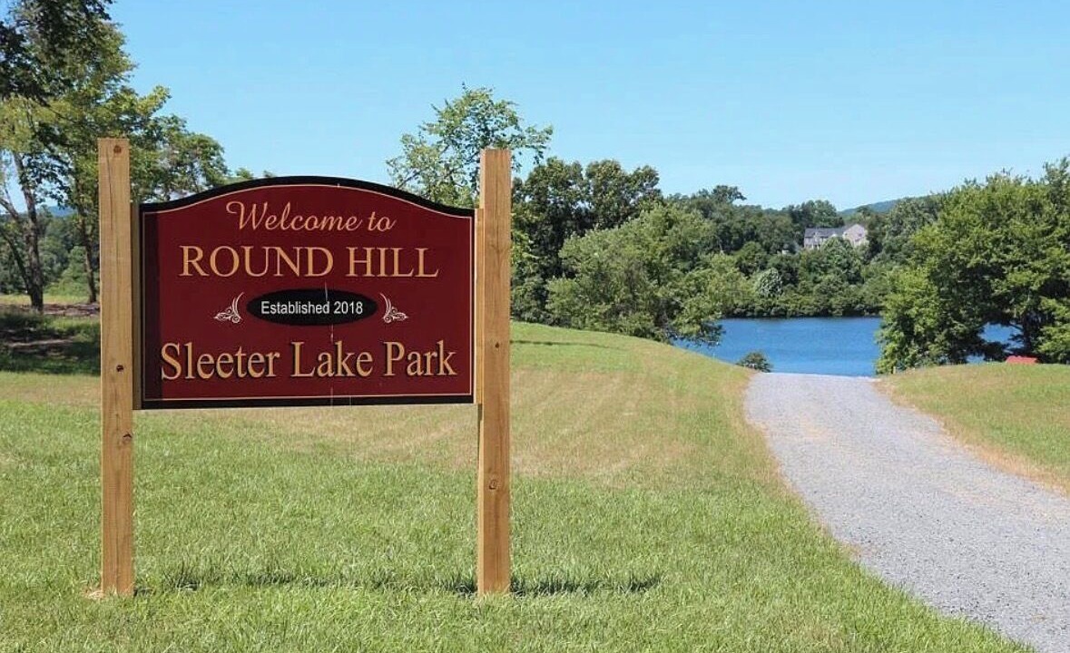 Photo of Outdoor in Round Hill