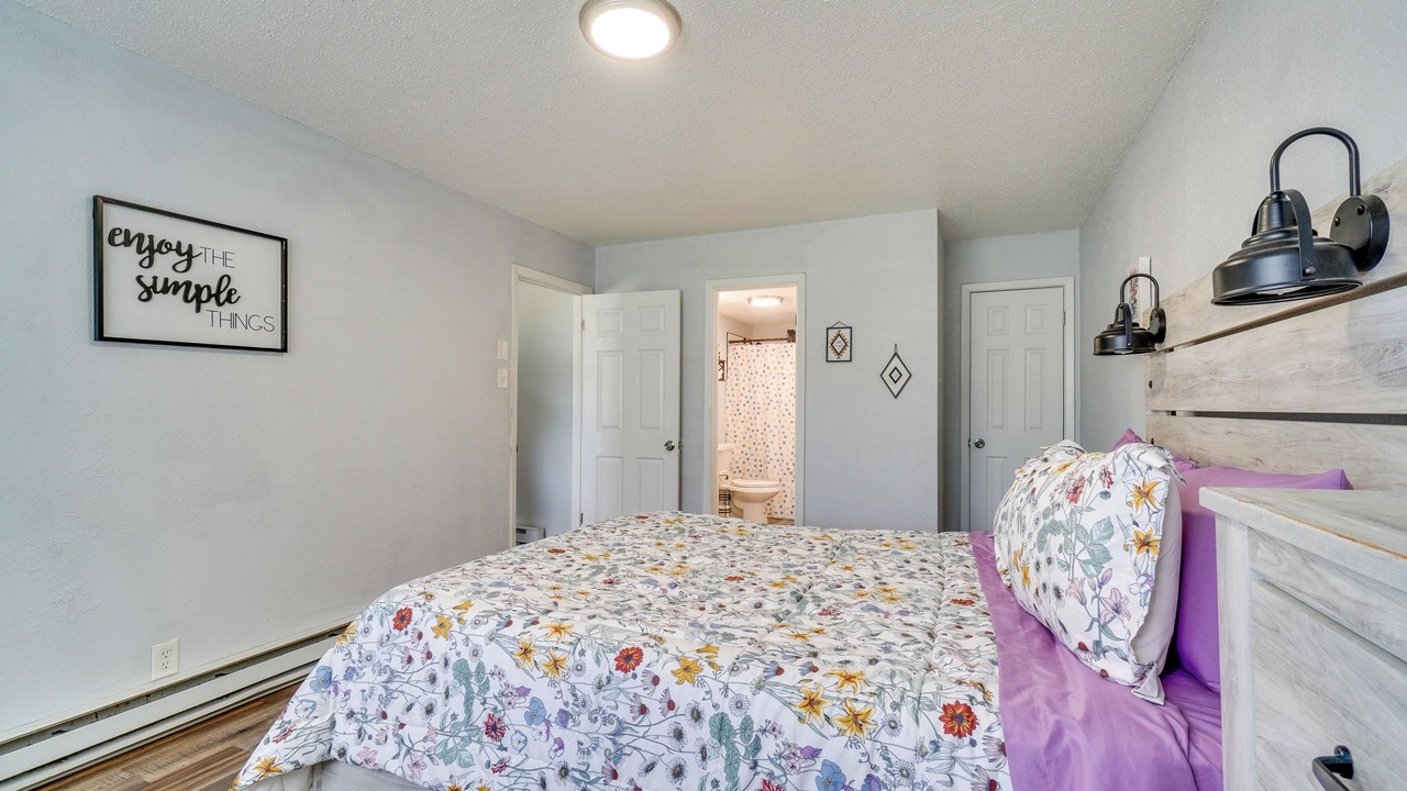 Photo of Bedroom in Knoxville