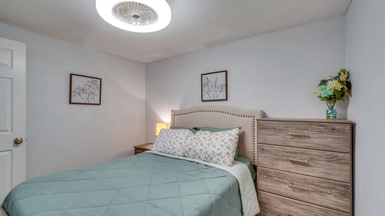 Photo of Bedroom in Knoxville