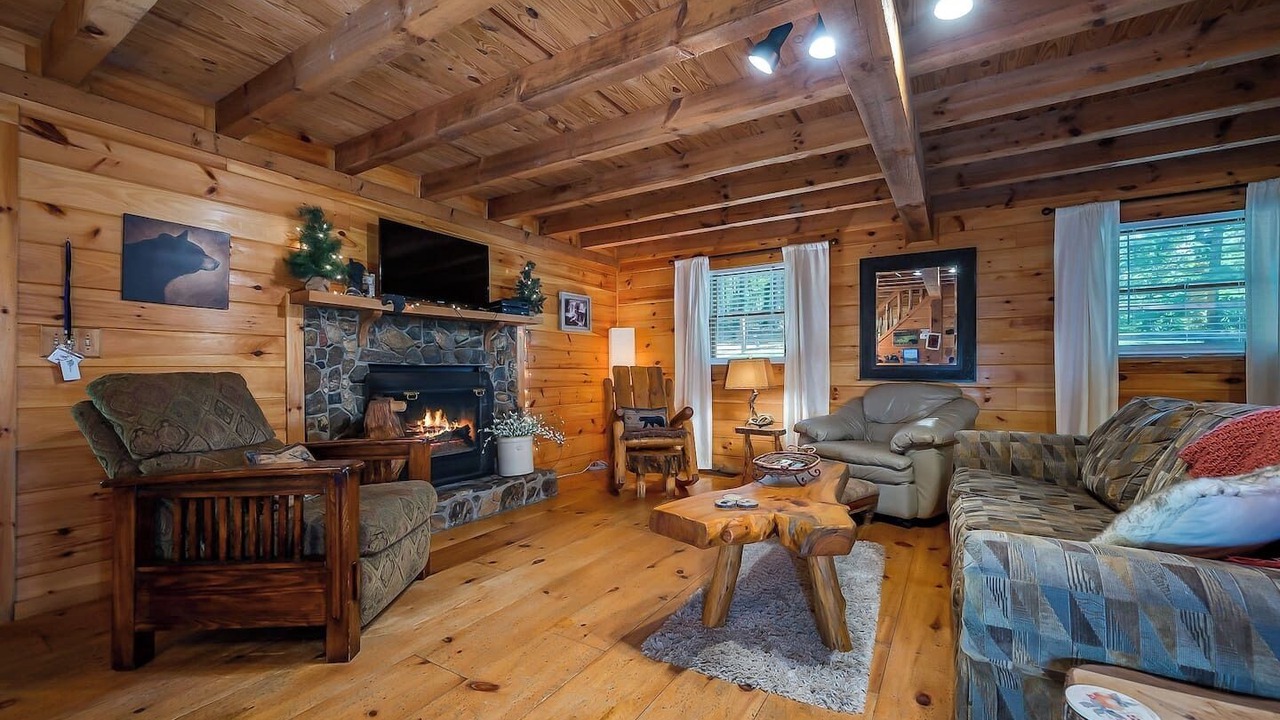 Photo of Livingroom in Lake Lure