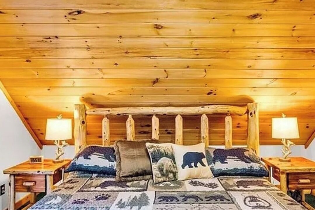 Photo of Bedroom in Piney Creek