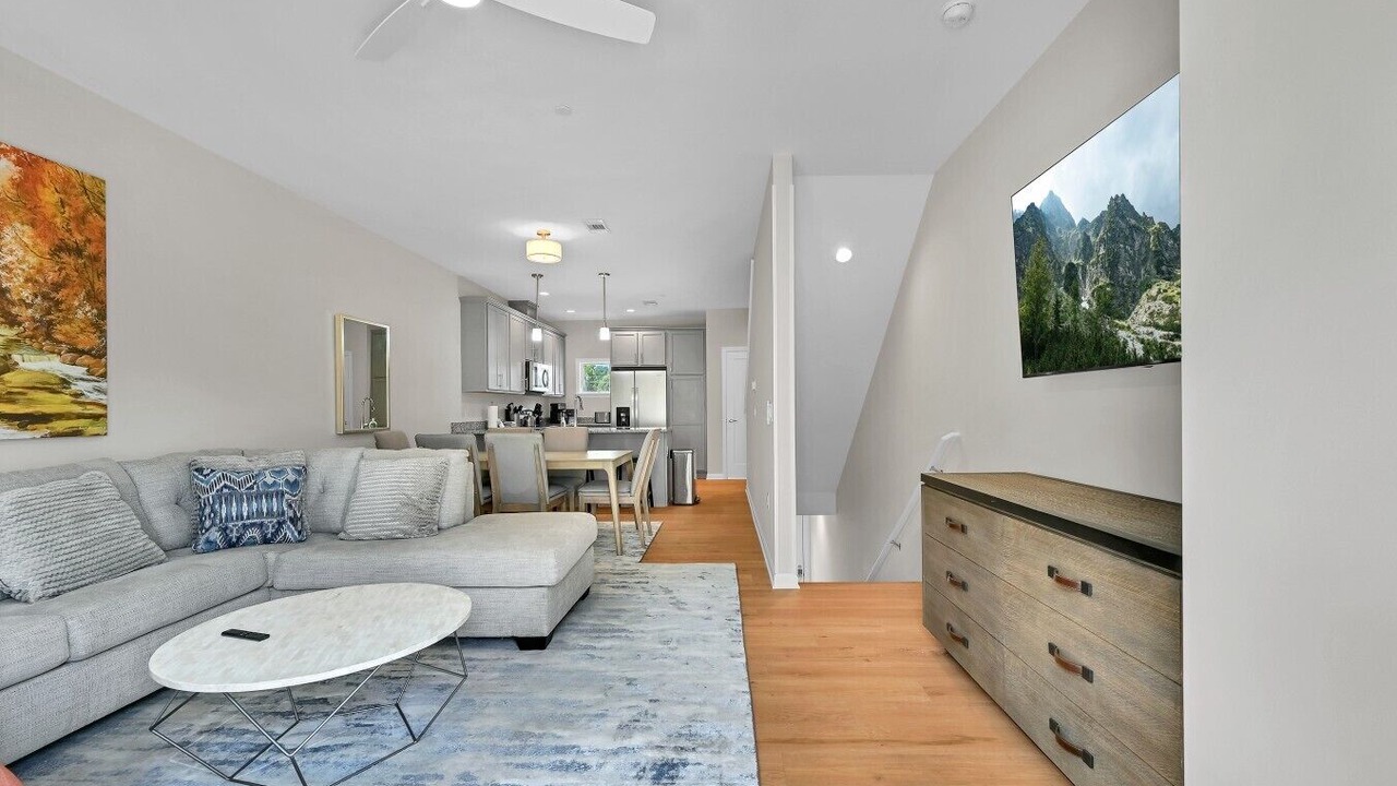 Photo of Livingroom in Asheville