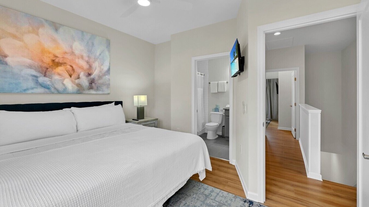Photo of Bedroom in Asheville