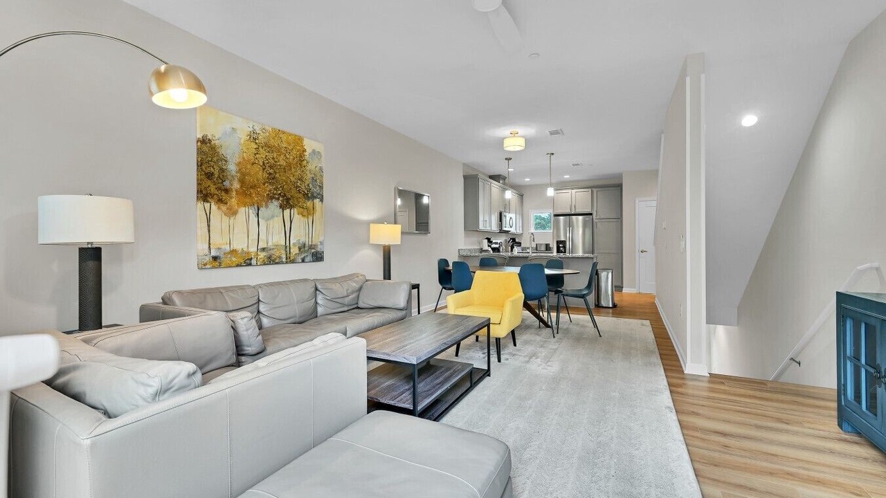 Photo of Livingroom in Asheville
