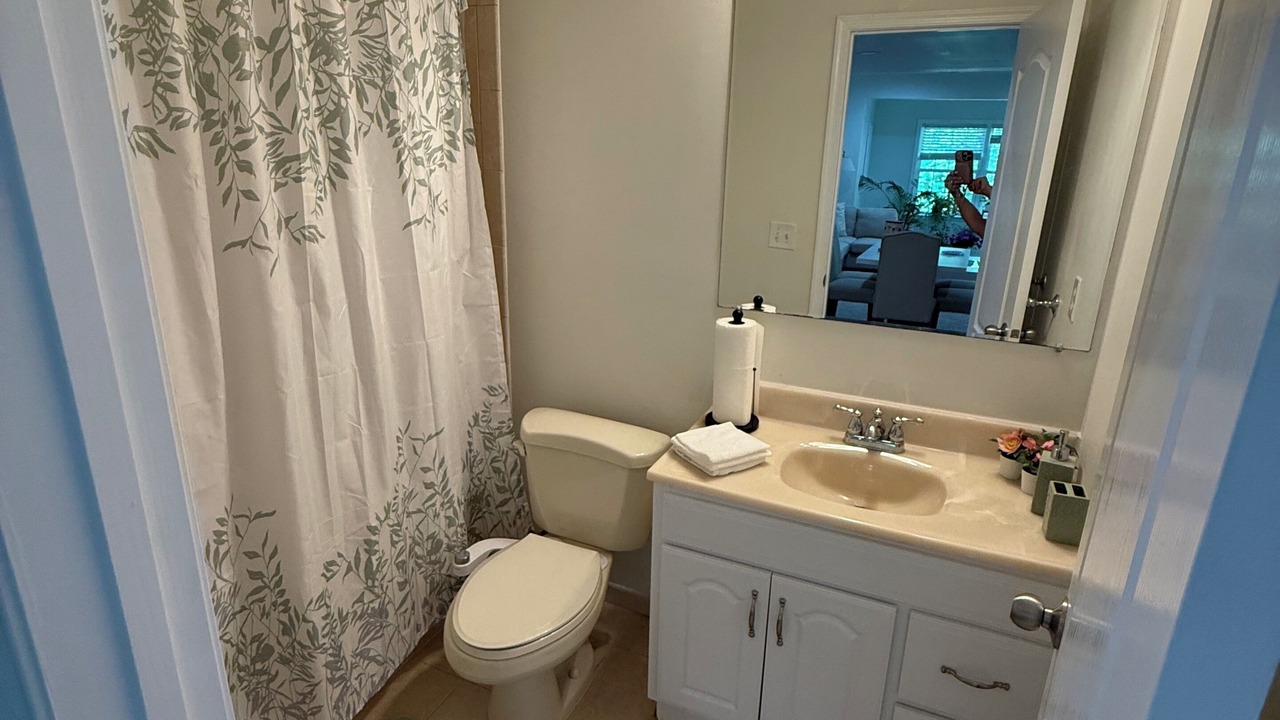 Photo of Bathroom in Haymarket