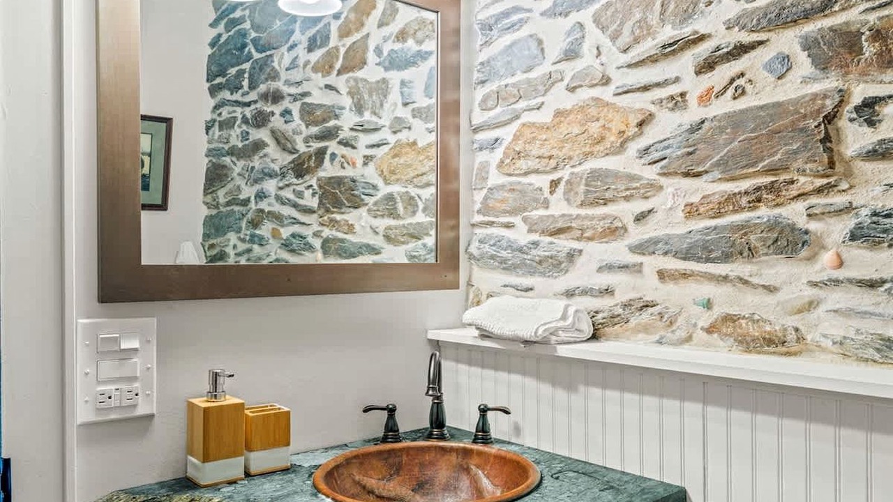Photo of Bathroom in Bolivar