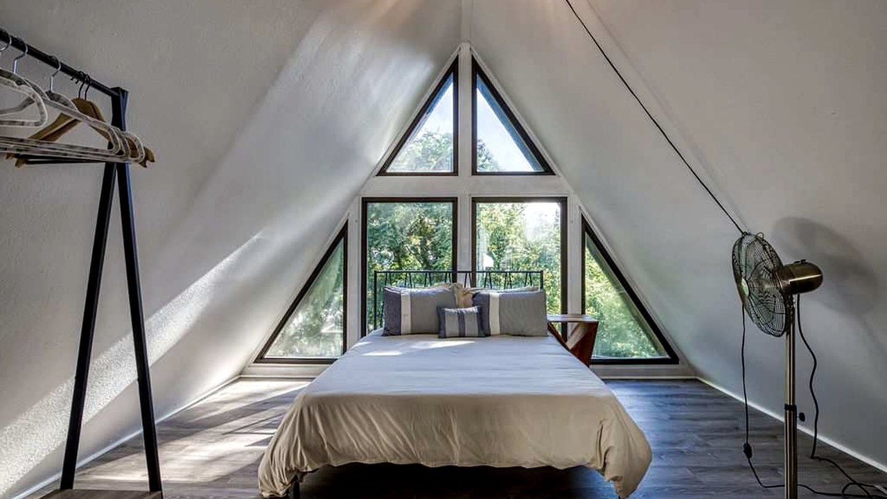 Photo of Bedroom in Kodak