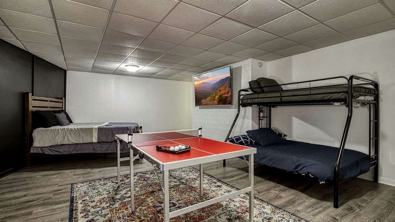Photo of Bedroom in Kodak