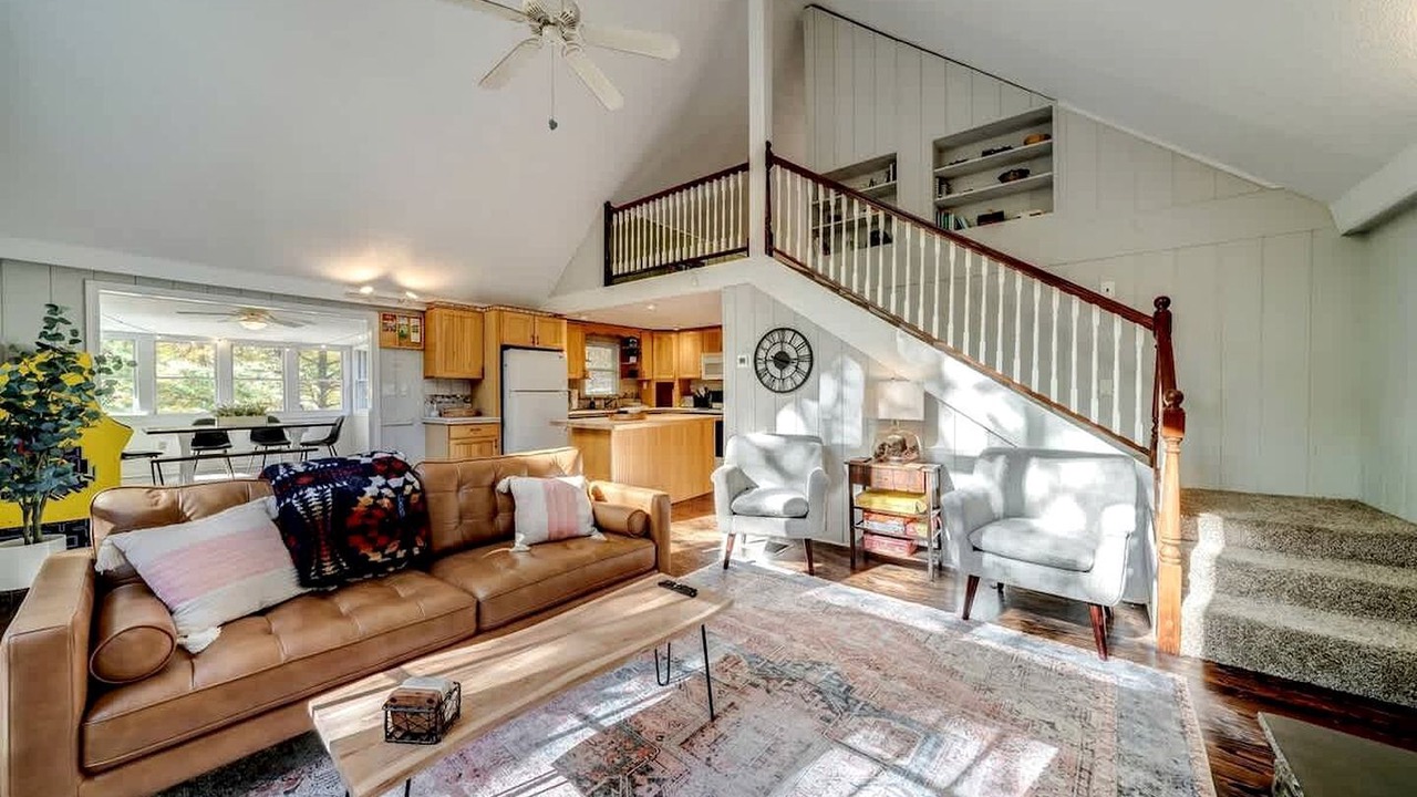 Photo of Livingroom in The Woods