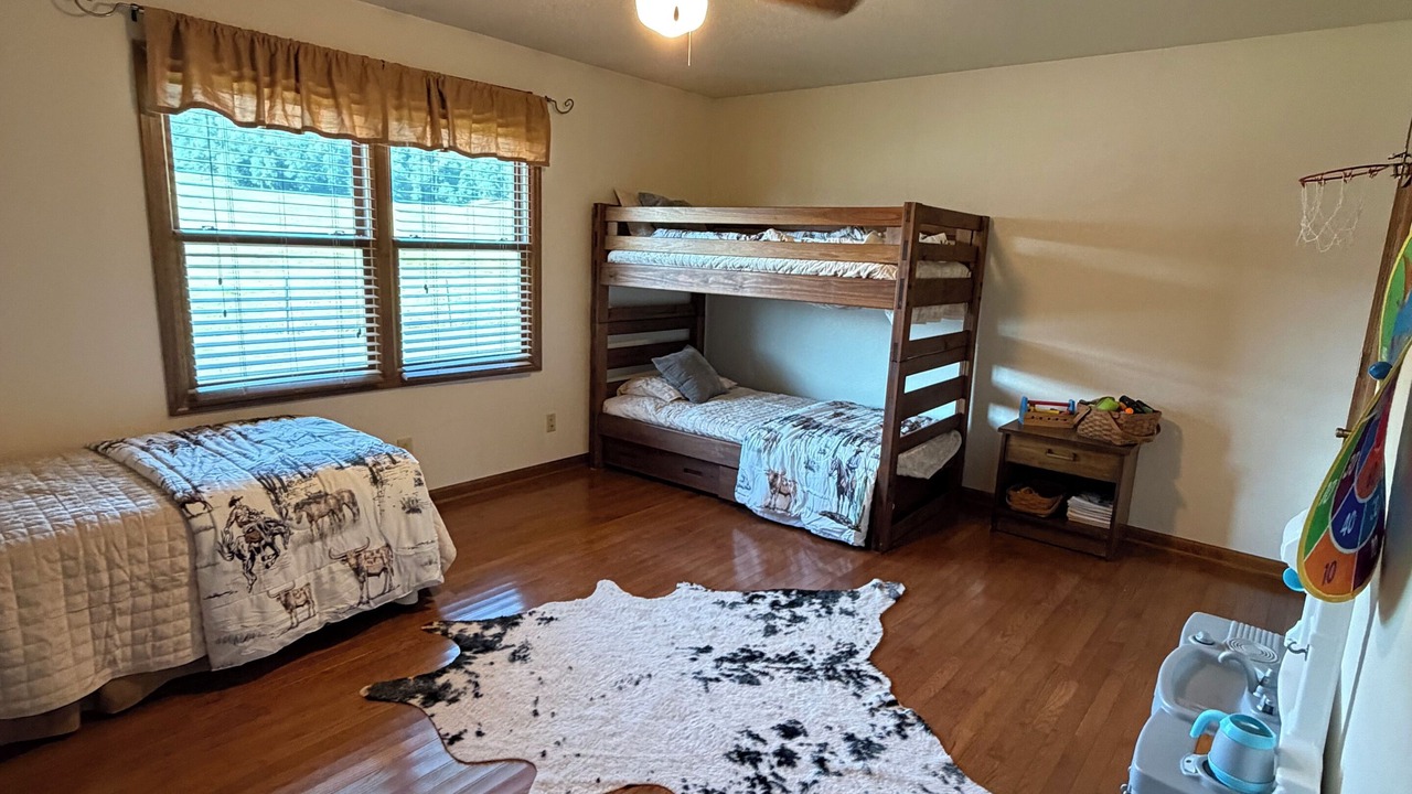 Photo of Bedroom in Gallipolis Ferry