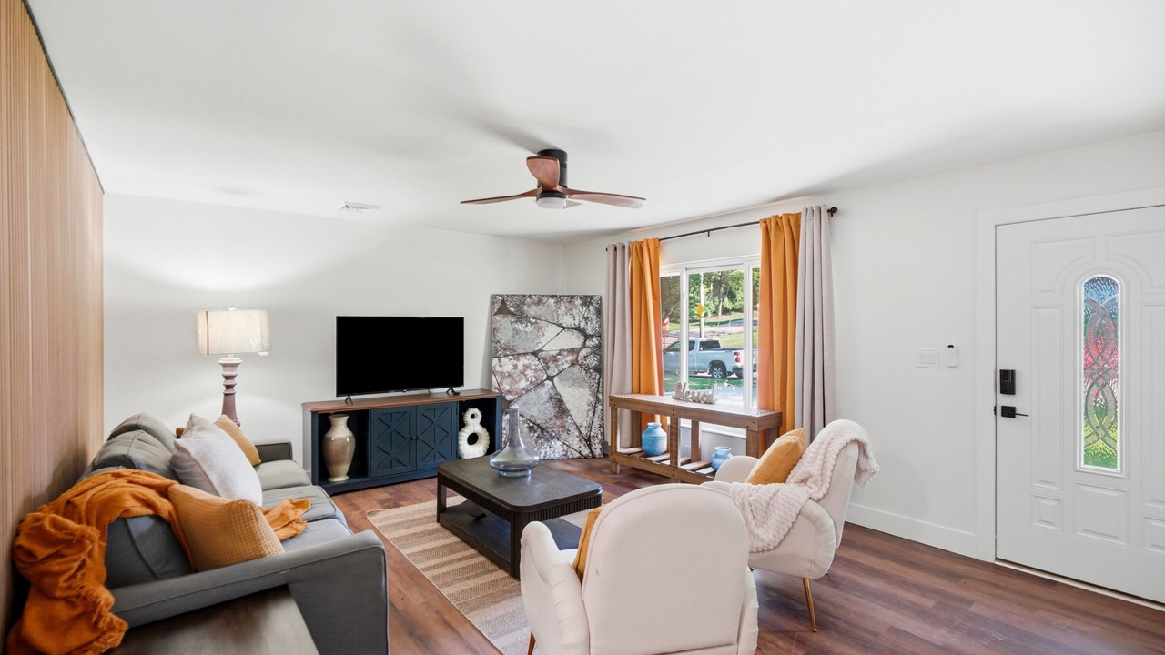 Photo of Livingroom in Covedale