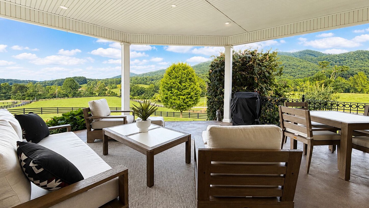 Photo of Outdoor in Johnson City