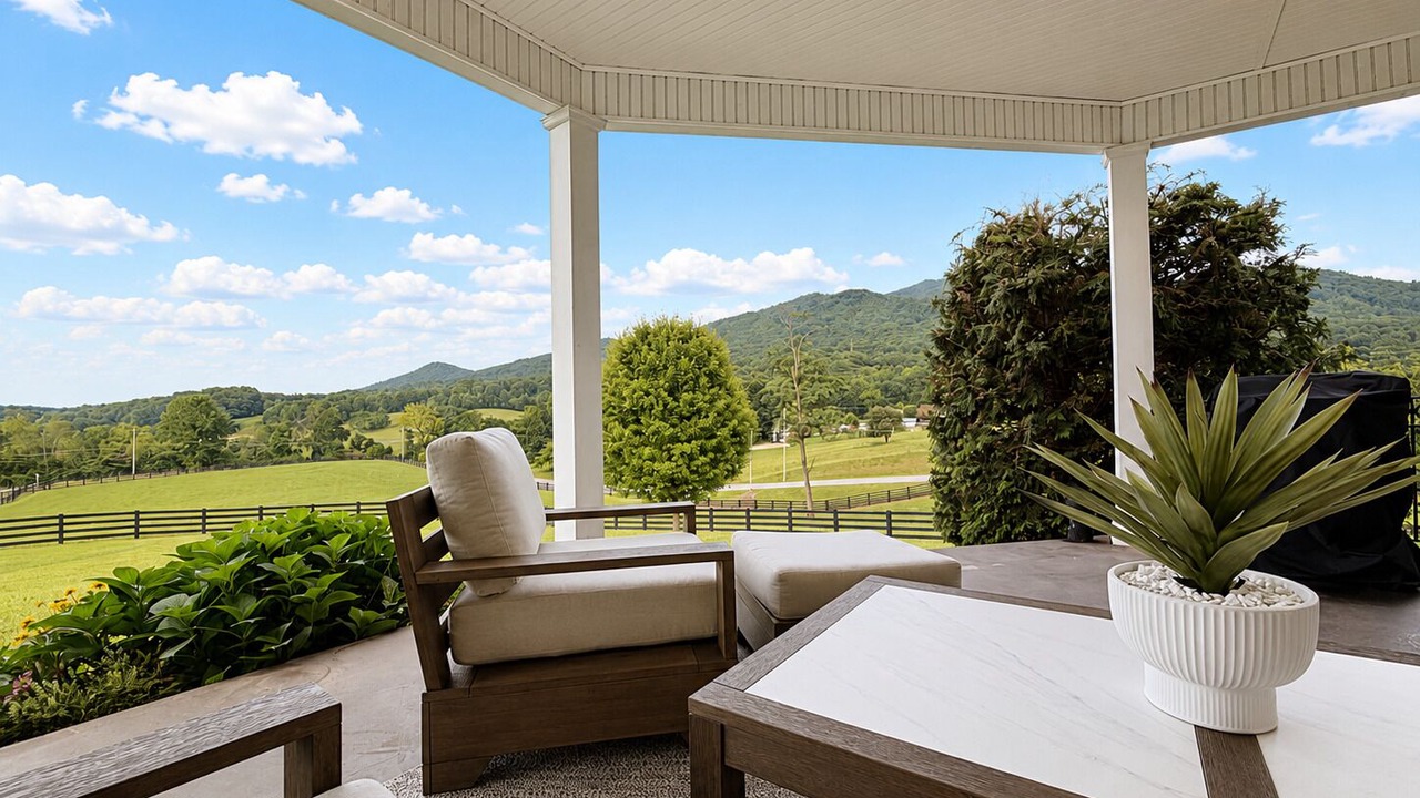 Photo of Patio Balcony in Johnson City