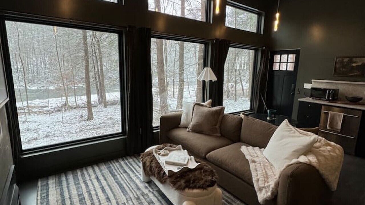 Photo of Livingroom in Grantsville