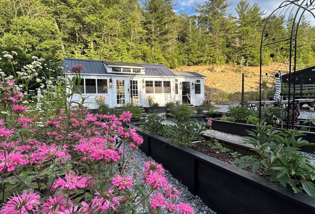 Photo of Outdoor in Newland