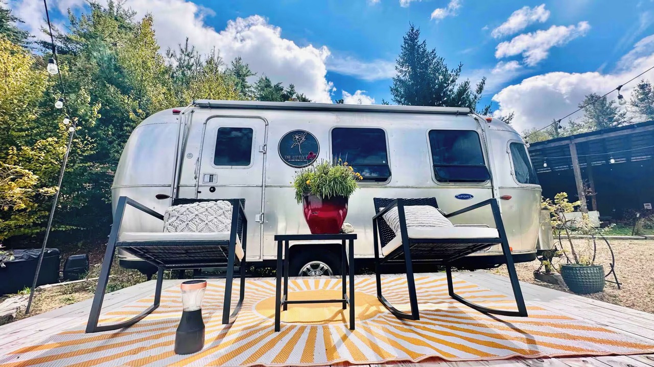 Photo of Outdoor in Newland