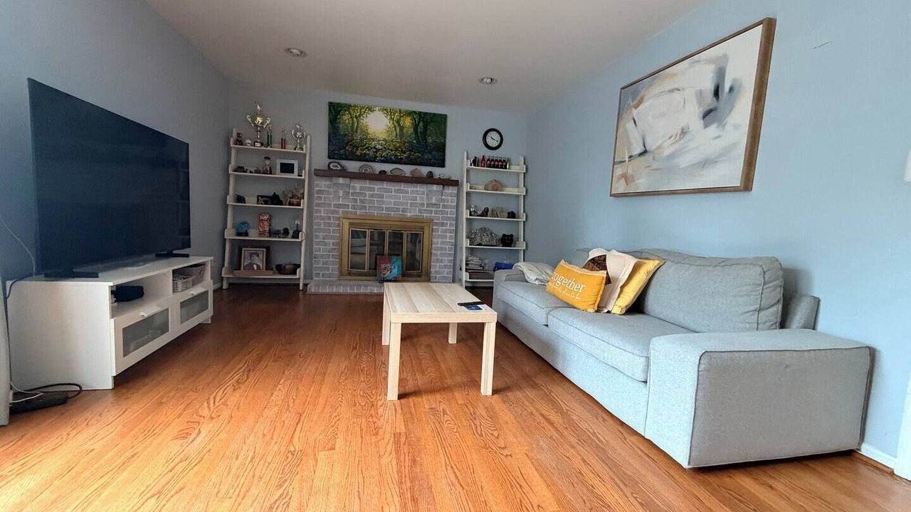 Photo of Livingroom in Scaggsville