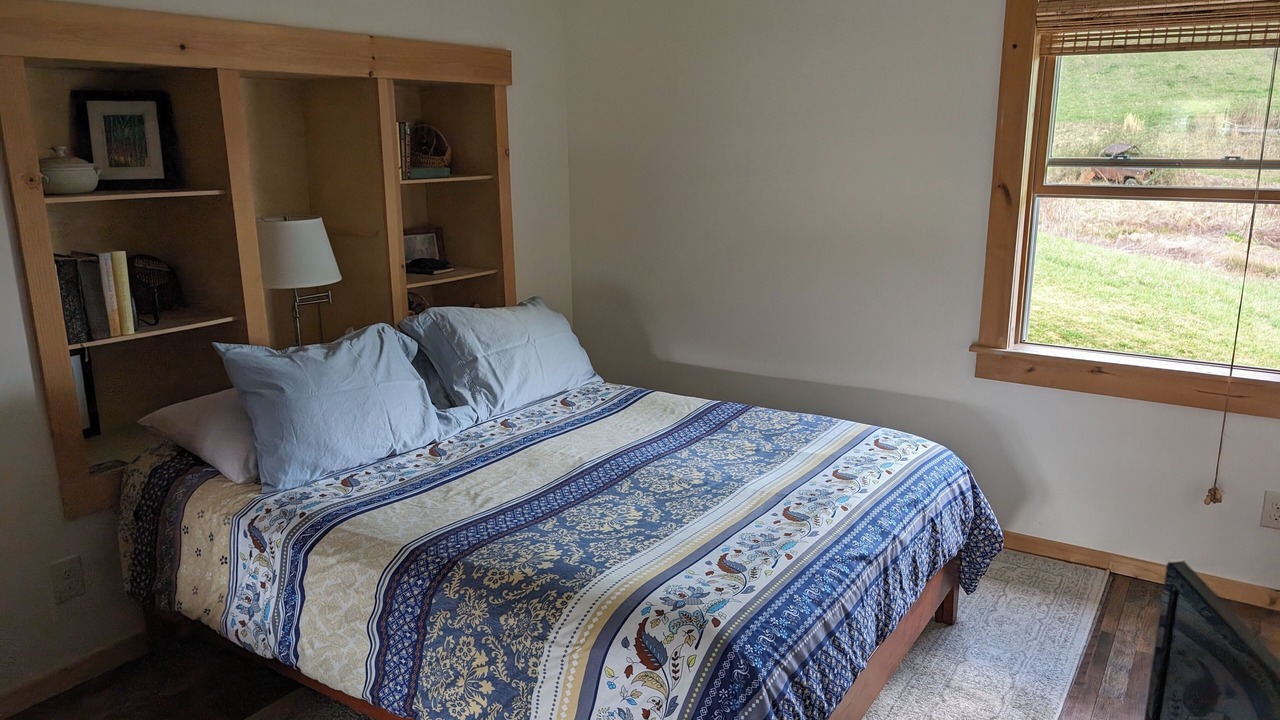 Photo of Bedroom in Zionville