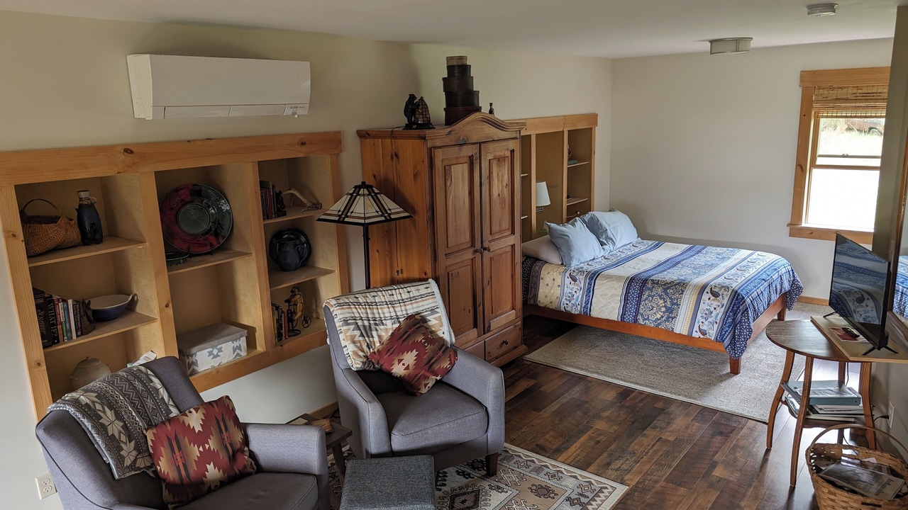 Photo of Bedroom in Zionville
