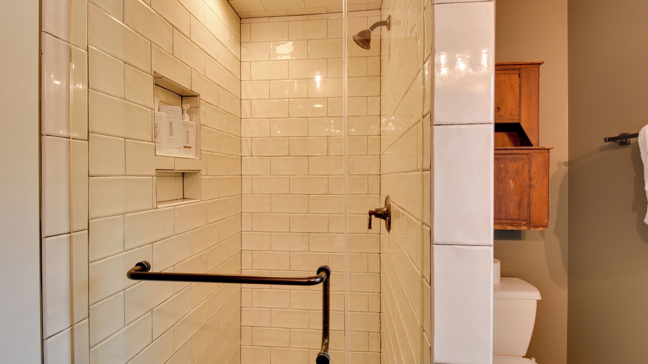 Photo of Bathroom in West Union