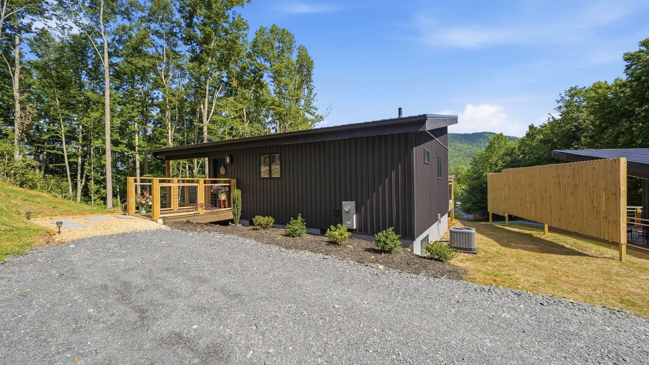 Photo of Outdoor in Elizabethton