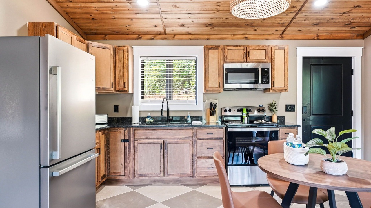 Photo of Kitchen in Elizabethton