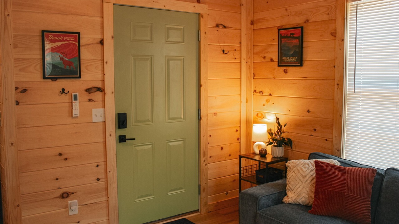 Photo of Livingroom in Clay City