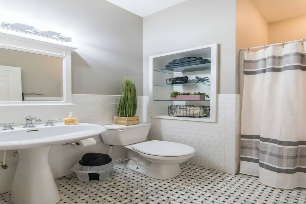 Photo of Bathroom in North Upper Street