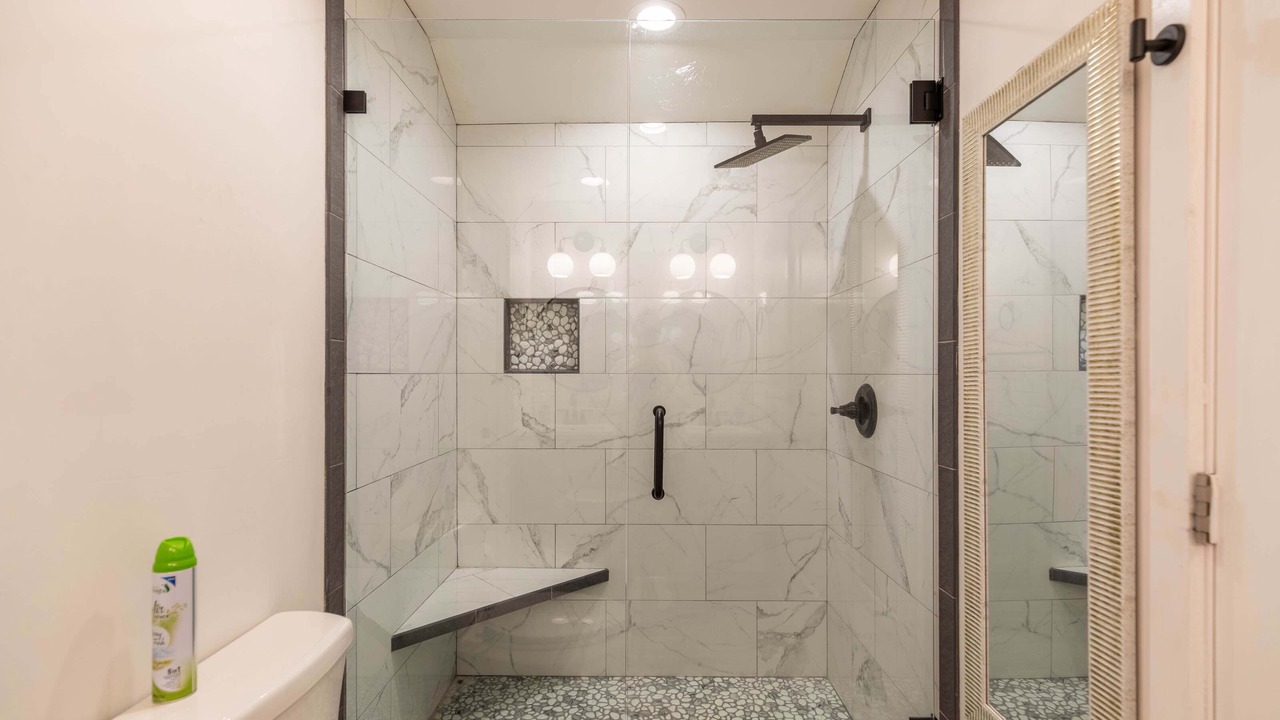 Photo of Bathroom in Newland