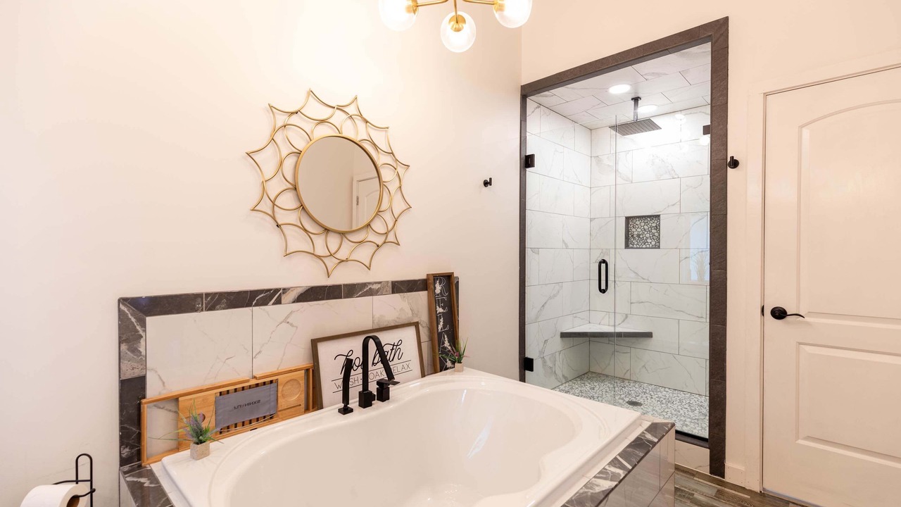 Photo of Bathroom in Newland