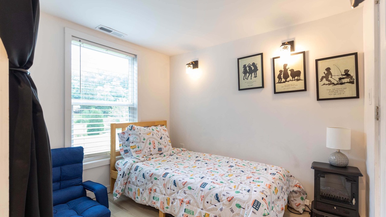 Photo of Bedroom in Newland