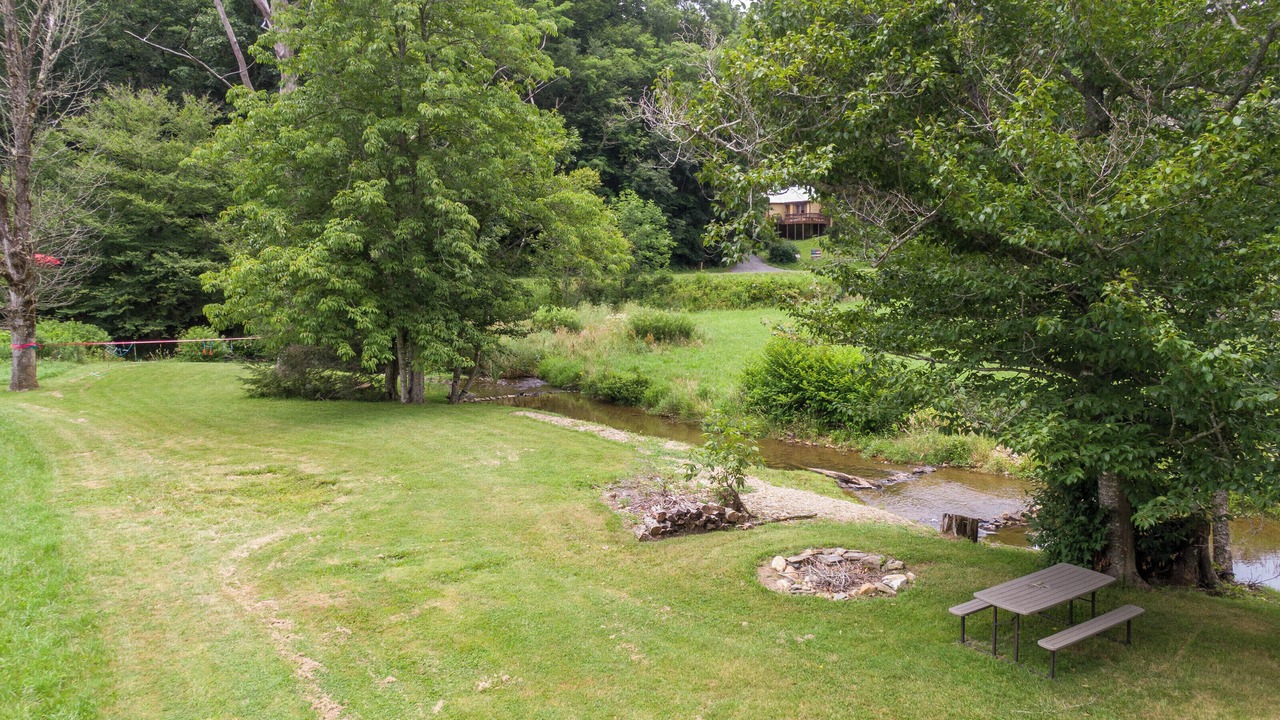 Photo of Outdoor in Newland