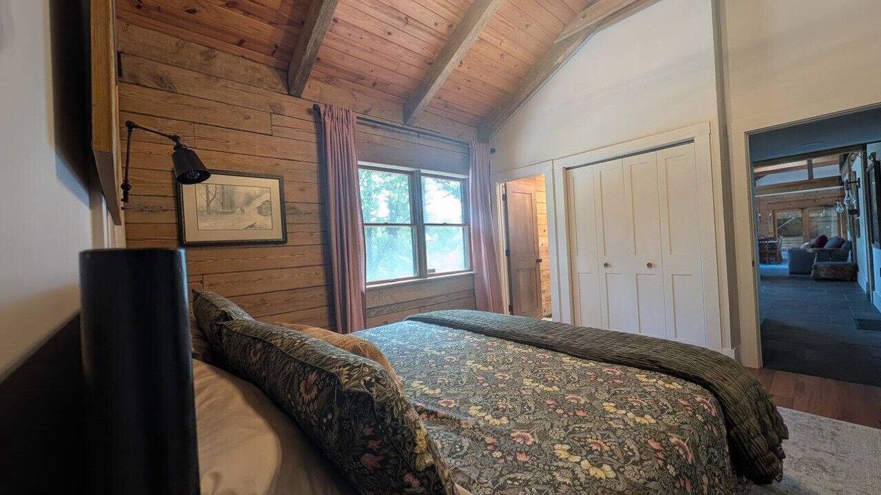 Photo of Bedroom in Stanton