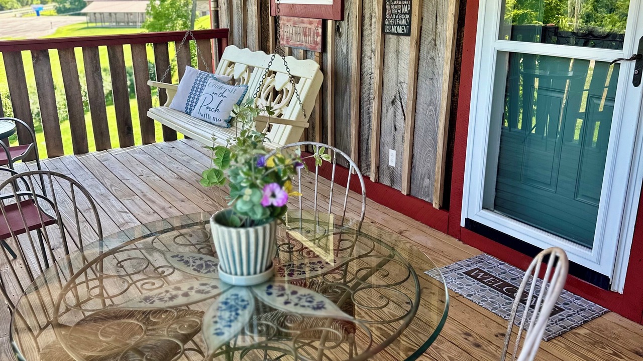 Photo of Outdoor in Crown City