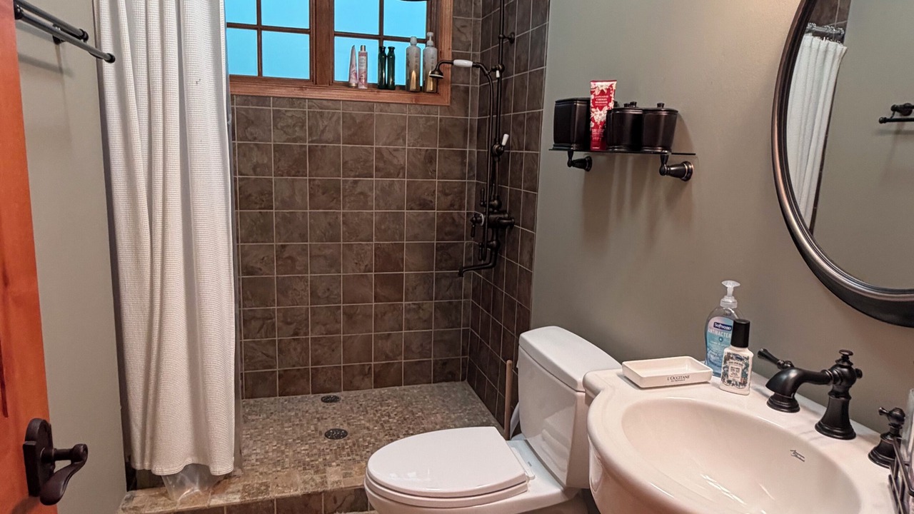 Photo of Bathroom in Baker