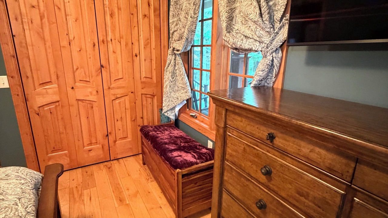 Photo of Livingroom in Baker
