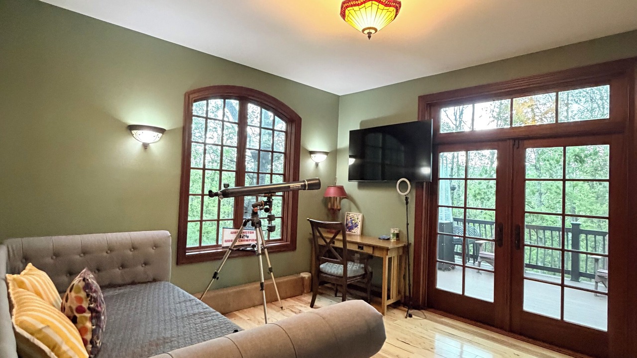 Photo of Livingroom in Baker