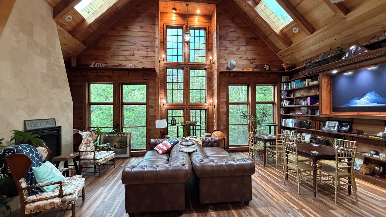 Photo of Livingroom in Baker