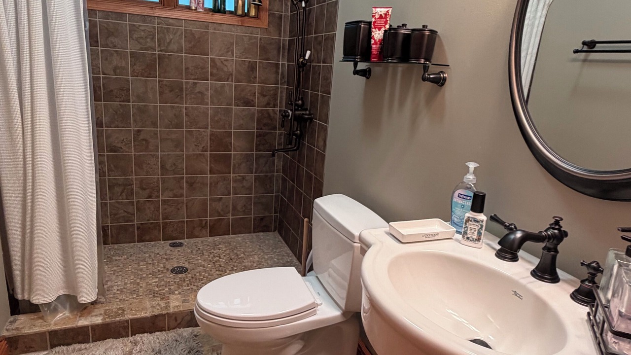 Photo of Bathroom in Baker