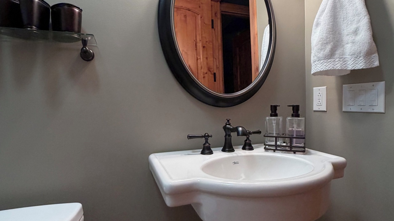 Photo of Bathroom in Baker