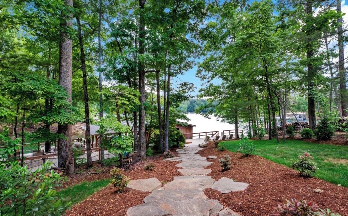 Photo of Outdoor in Morganton