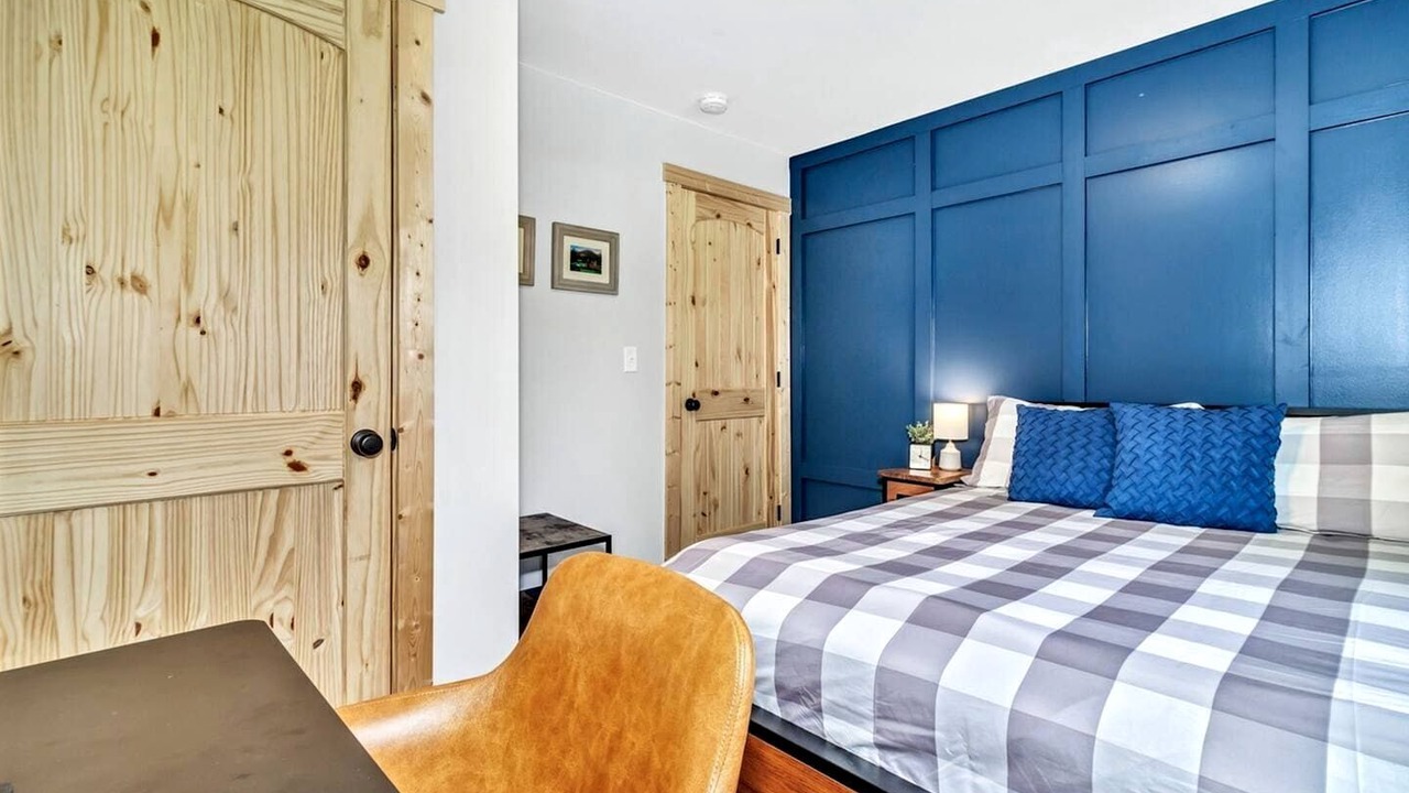 Photo of Bedroom in Black Mountain