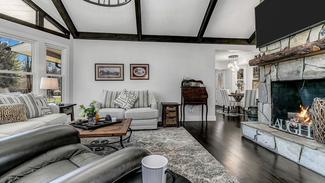 Photo of Livingroom in Vein Mountain