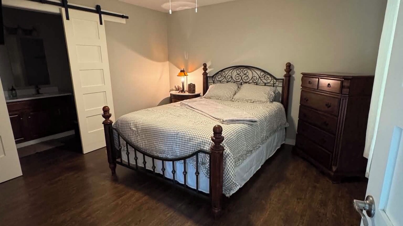 Photo of Bedroom in Gallipolis Ferry
