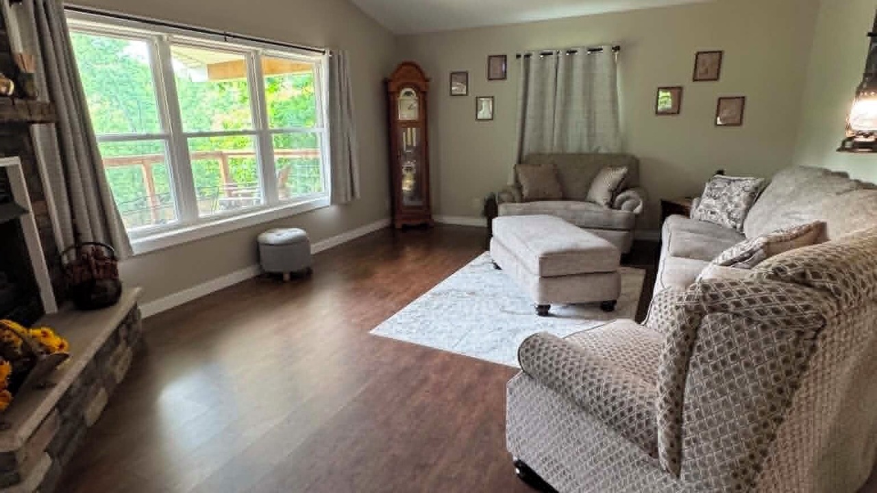 Photo of Livingroom in Gallipolis Ferry