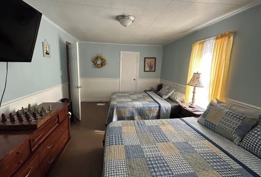 Photo of Bedroom in Delbarton