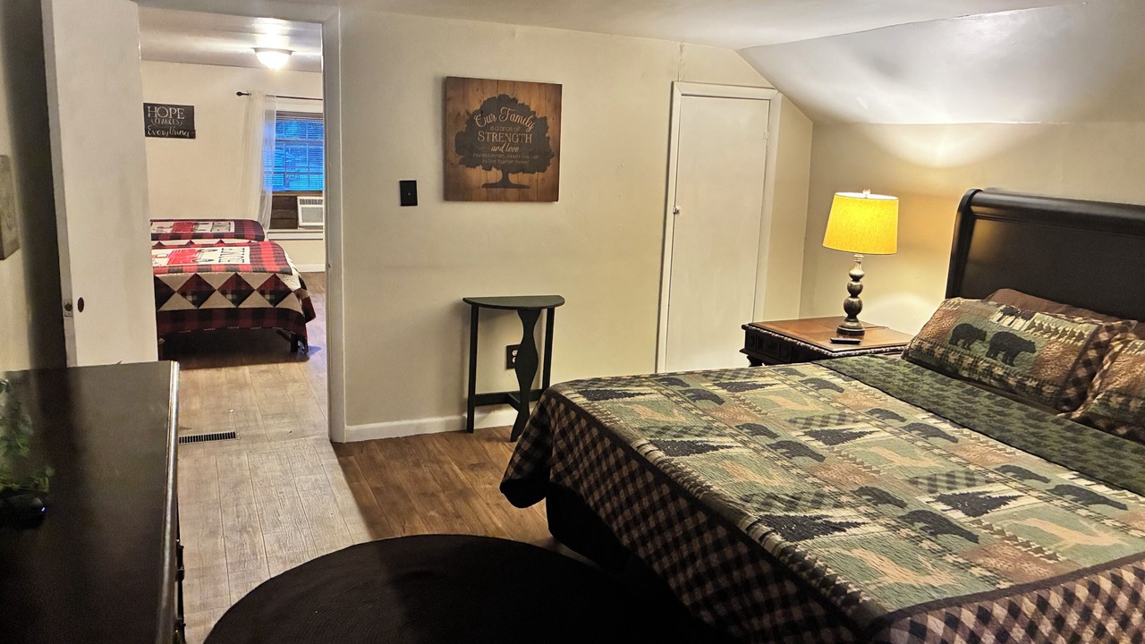 Photo of Bedroom in Delbarton